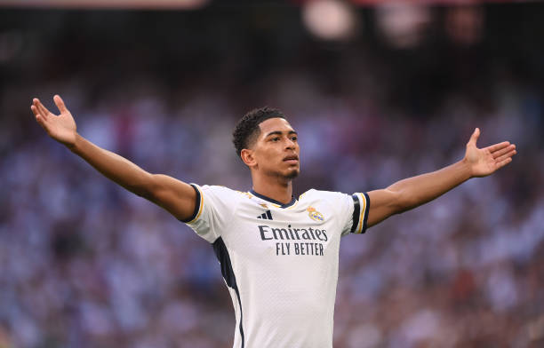 法甲標志高清解析：色彩與象征意義