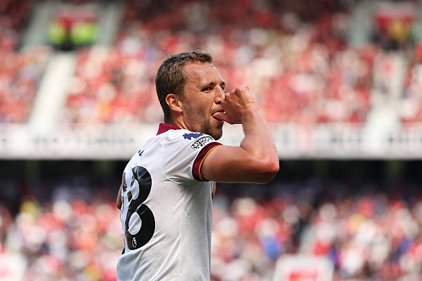 任意球破門訓(xùn)練指南：提升你的射門技巧