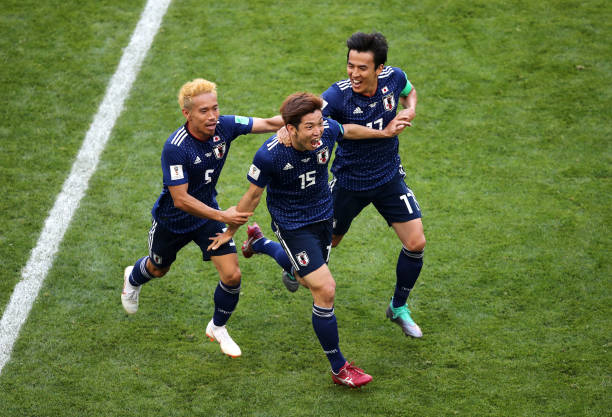 德甲冠軍獎(jiǎng)金分配規(guī)則：從轉(zhuǎn)播分成到贊助收入