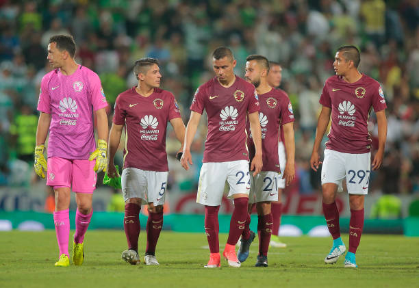 八人制足球基礎(chǔ)陣型解析：從2-3-2到3-2-2