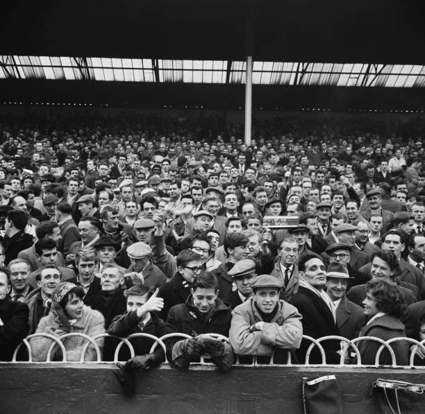 球星同款：里昂現(xiàn)役球員主場球衣號碼選擇指南