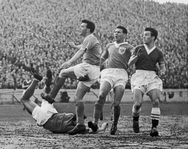 中超2021賽季收官戰(zhàn)直播：冠軍歸屬與保級生死戰(zhàn)全解析