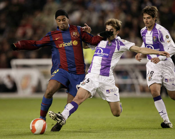 實戰(zhàn)應用：實況足球8挑球過人技巧