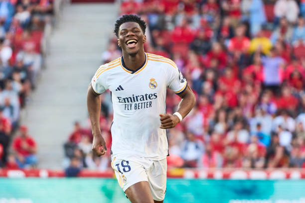 解碼里杰卡爾德號碼：從基礎(chǔ)理論到實際應(yīng)用