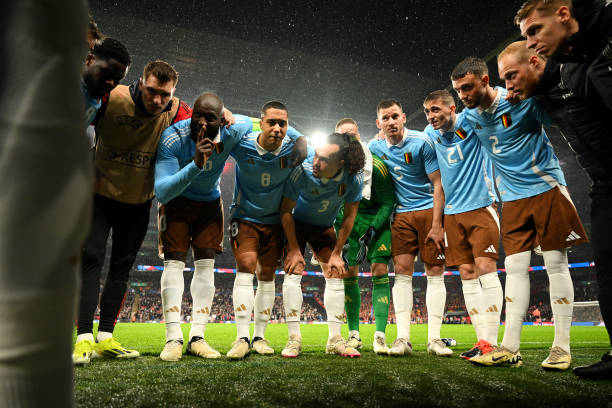 直接任意球 vs 間接任意球：判罰區(qū)別與典型案例