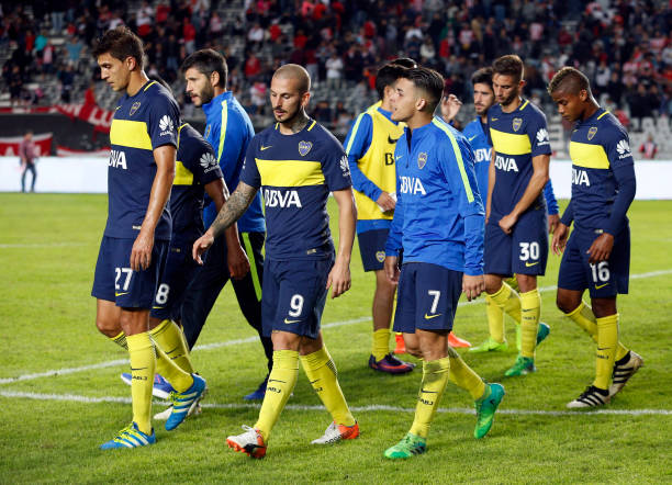 紅牌就是直接罰下嗎？足球規(guī)則詳解