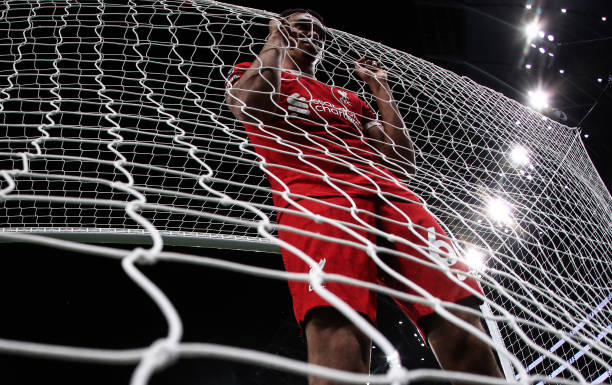 球探網(wǎng)即時(shí)足球比分01：全球頂級聯(lián)賽實(shí)時(shí)比分速遞