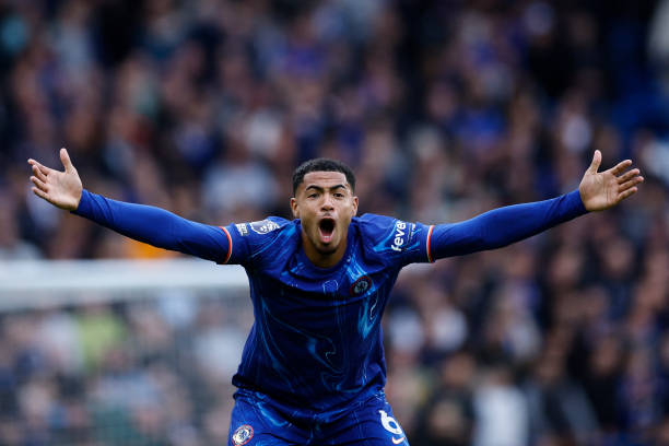 2020年足壇巔峰對決！C羅梅西最新賽場照片全記錄