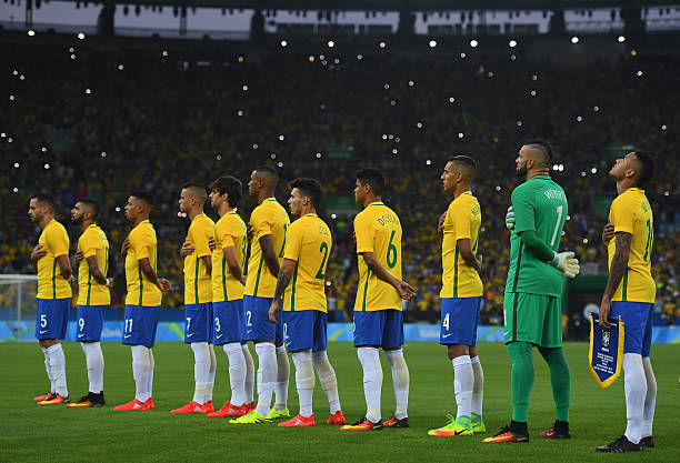 巴黎圣日耳曼歐冠小組賽主場(chǎng)與客場(chǎng)表現(xiàn)對(duì)比