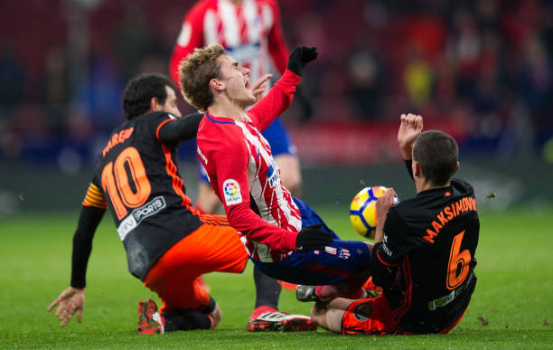 貝林厄姆FM2024屬性對比其他頂級中場：誰更強？