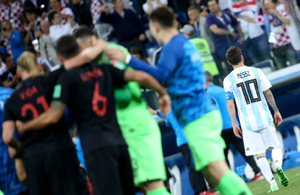 今日足球比分查詢：進(jìn)球、紅黃牌及數(shù)據(jù)統(tǒng)計(jì)