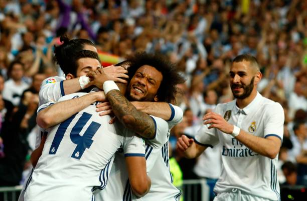 為什么巴喬在AC米蘭選擇18號(hào)球衣？