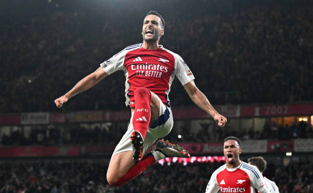 吸引眼球型，突出“免費(fèi)”和“流暢”