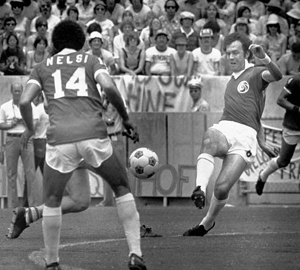 塞浦路斯足球的戰(zhàn)術(shù)風(fēng)格：防守反擊還是控球主導(dǎo)？