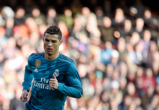 英超賽場現(xiàn)另類慶祝！林加德吹笛子引爆社交媒體