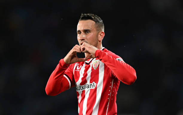 實況足球玩家預(yù)測：C羅退役時間與游戲內(nèi)影響分析