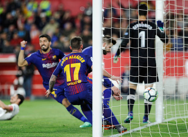 萊萬西裝大片來襲，誰能拒絕這樣的男神？