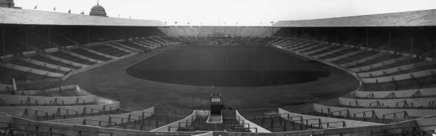 歐冠8強(qiáng)歷史交鋒回顧：恩怨情仇再續(xù)新篇