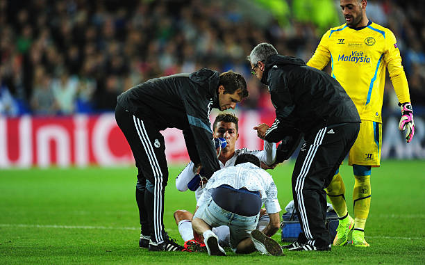 從優(yōu)雅到力量：范巴斯滕與德羅巴的足球哲學(xué)差異