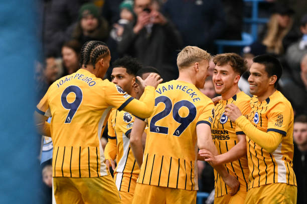 足球智慧：橫傳不越位中的時(shí)機(jī)與空間掌控