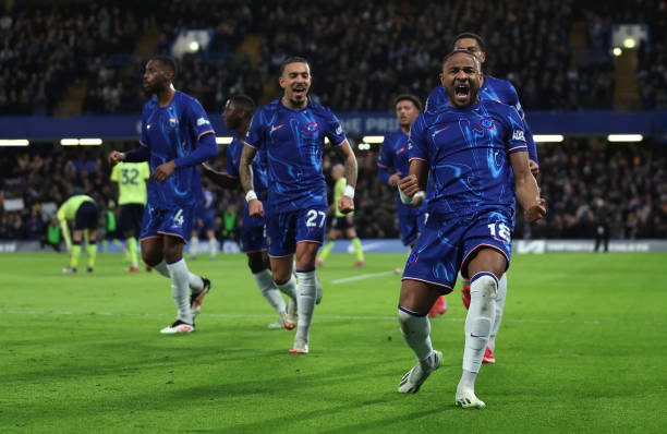 超越逼搶：全攻全守所蘊(yùn)含的整體足球哲學(xué)遠(yuǎn)比你想象的復(fù)雜