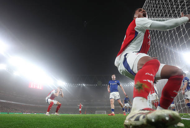 哈里·凱恩的金球獎前景：數(shù)據(jù)、表現(xiàn)與影響力分析