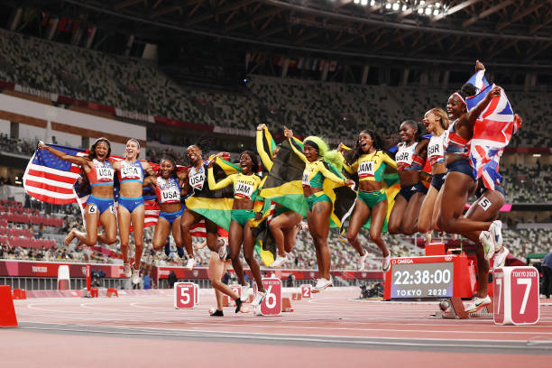 奧運游泳比賽：泳池中的速度與激情