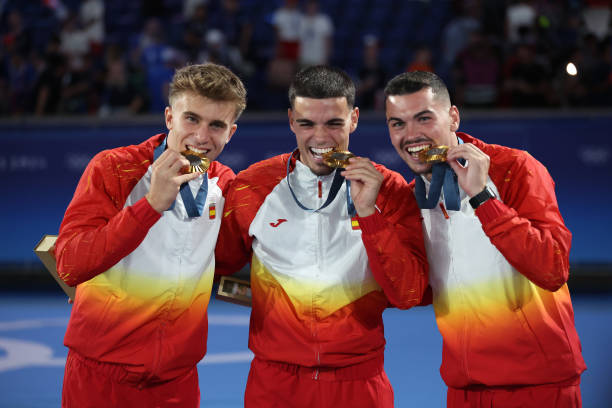 奧運乒乓球單項冠軍出爐：樊振東、孫穎莎等新王登基