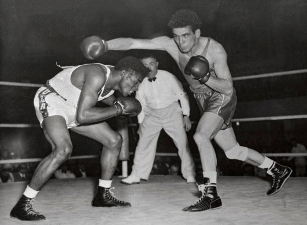 1900年至2020年奧運(yùn)會(huì)舉辦年份與時(shí)間表