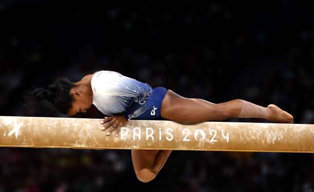 冰墩墩背后的故事：設(shè)計(jì)師團(tuán)隊(duì)與創(chuàng)作歷程