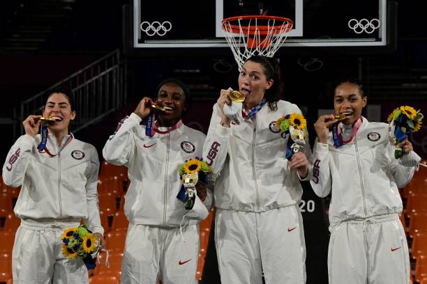 現(xiàn)場直擊：蒙特利爾奧運(yùn)會(huì)開幕式盛況全記錄