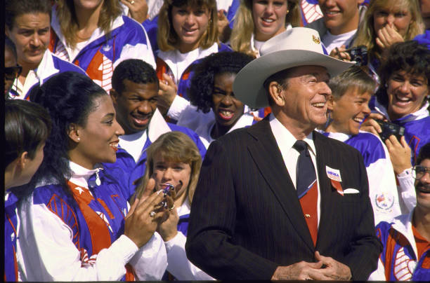 中國奧運會首次舉辦時間是什么時候？