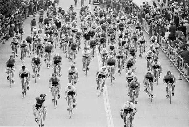 奧運(yùn)五環(huán)簡筆畫彩色步驟詳解