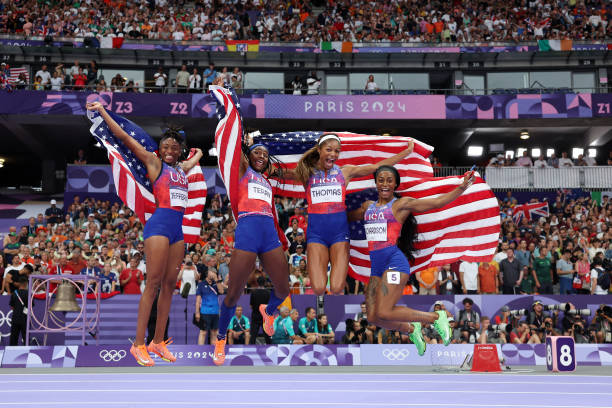 福娃貝貝、晶晶、歡歡、迎迎、妮妮：2008年奧運(yùn)會(huì)的五個(gè)代表