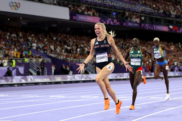 中國(guó)代表團(tuán)金牌榜排名動(dòng)態(tài)：每日更新與詳細(xì)分析