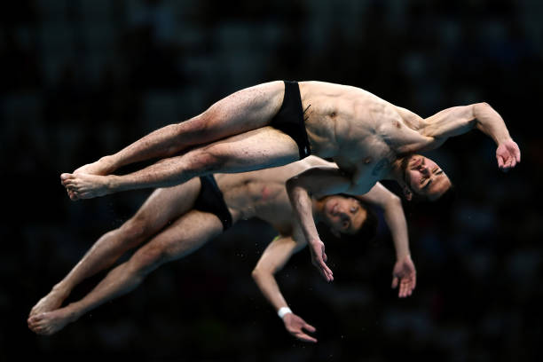 誰更勝一籌？吳敏霞與郭晶晶的跳水生涯對比