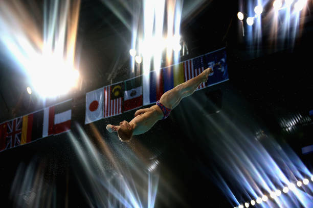 跳遠(yuǎn)技術(shù)解析：如何最大化腿部伸展效果