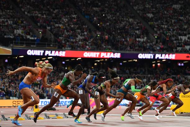 重溫經(jīng)典時(shí)刻：CCTV5跳水決賽回放，感受水花消失的魔力