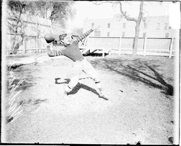 從豪門公子到政商精英，霍啟剛的身價(jià)成長之路