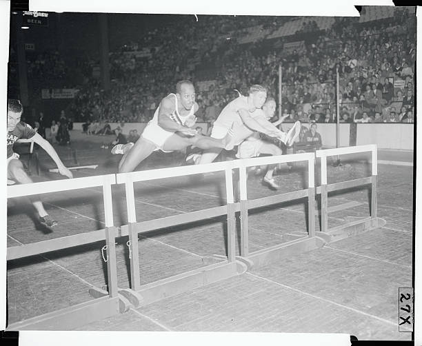 吳敏霞老公吃蝦頭引發(fā)關(guān)注，夫妻甜蜜日常羨煞旁人！