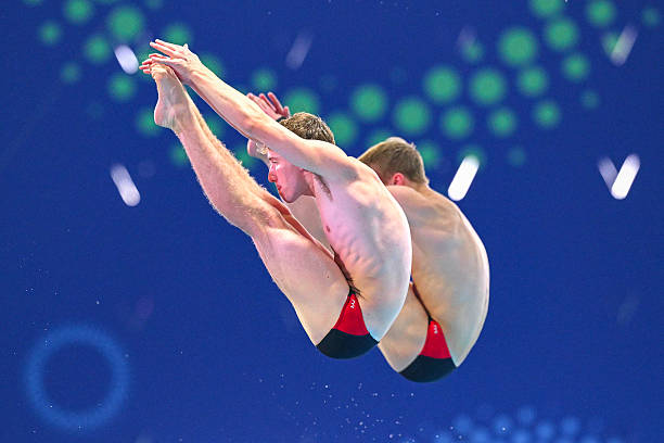 巾幗不讓須眉：吳艷妮田徑賽場風(fēng)采實(shí)錄