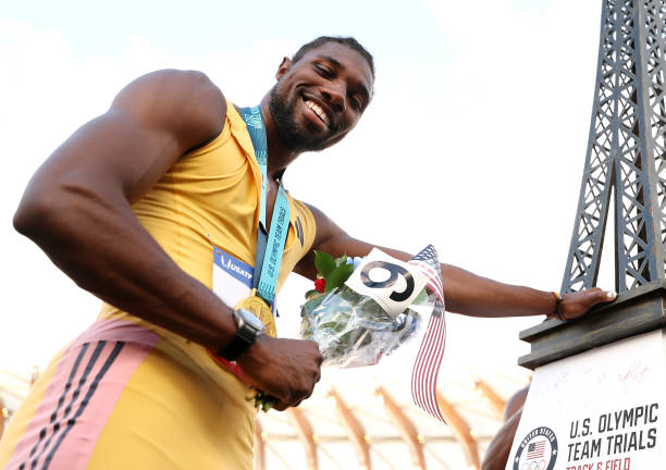 收腿動(dòng)作對(duì)跳遠(yuǎn)距離的影響分析