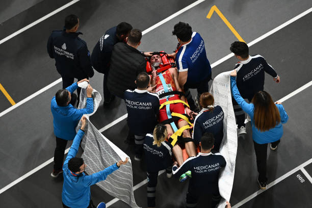 吳敏霞老公吃蝦頭視頻走紅，網(wǎng)友：這才是婚姻最美的樣子！