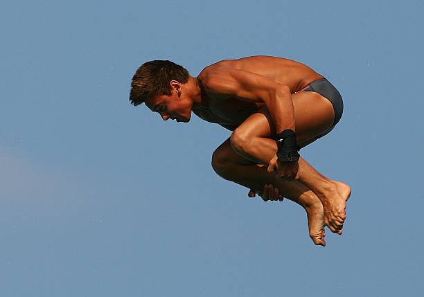 歷史性突破！運動員以95米刷新跳遠世界紀錄