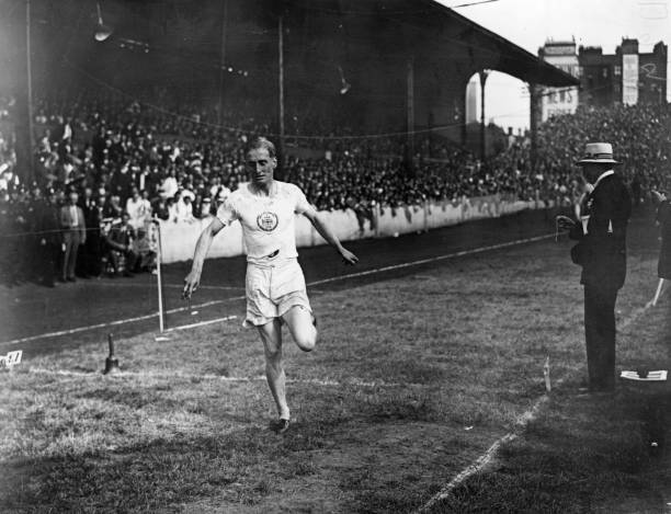 陳芋汐身高是否影響她的跳水表現(xiàn)？專家解析