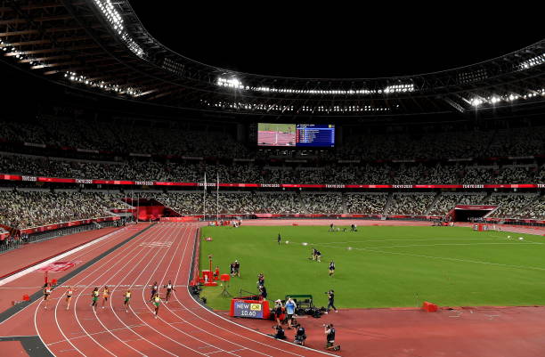 伏明霞與梁錦松相差幾歲？細(xì)數(shù)體壇明星夫妻年齡差