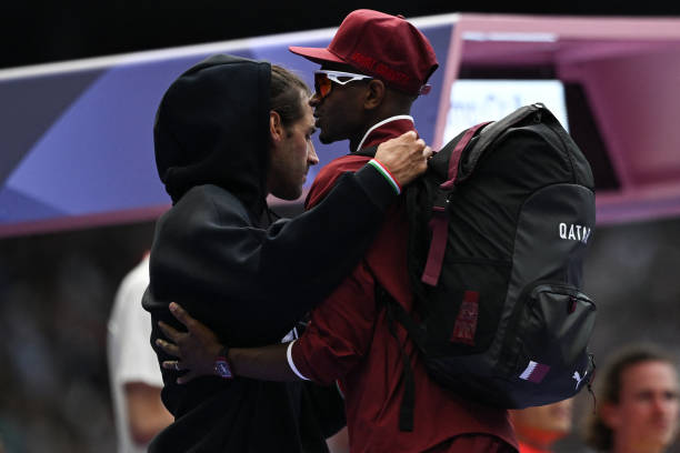 田徑比賽項(xiàng)目需要的基礎(chǔ)設(shè)施與場(chǎng)地條件