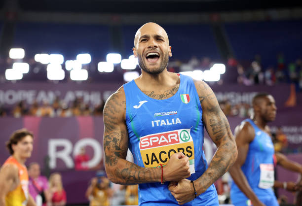 蘇炳添在暨南大學(xué)分享短跑訓(xùn)練心得