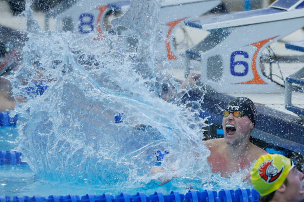 面相大師如何評(píng)價(jià)伏明霞的五官與運(yùn)勢(shì)？