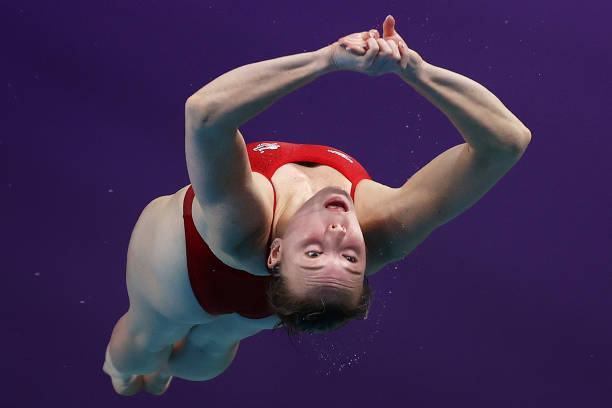 陳芋汐父母談育兒經(jīng)：從普通家庭到奧運(yùn)冠軍的成長之路